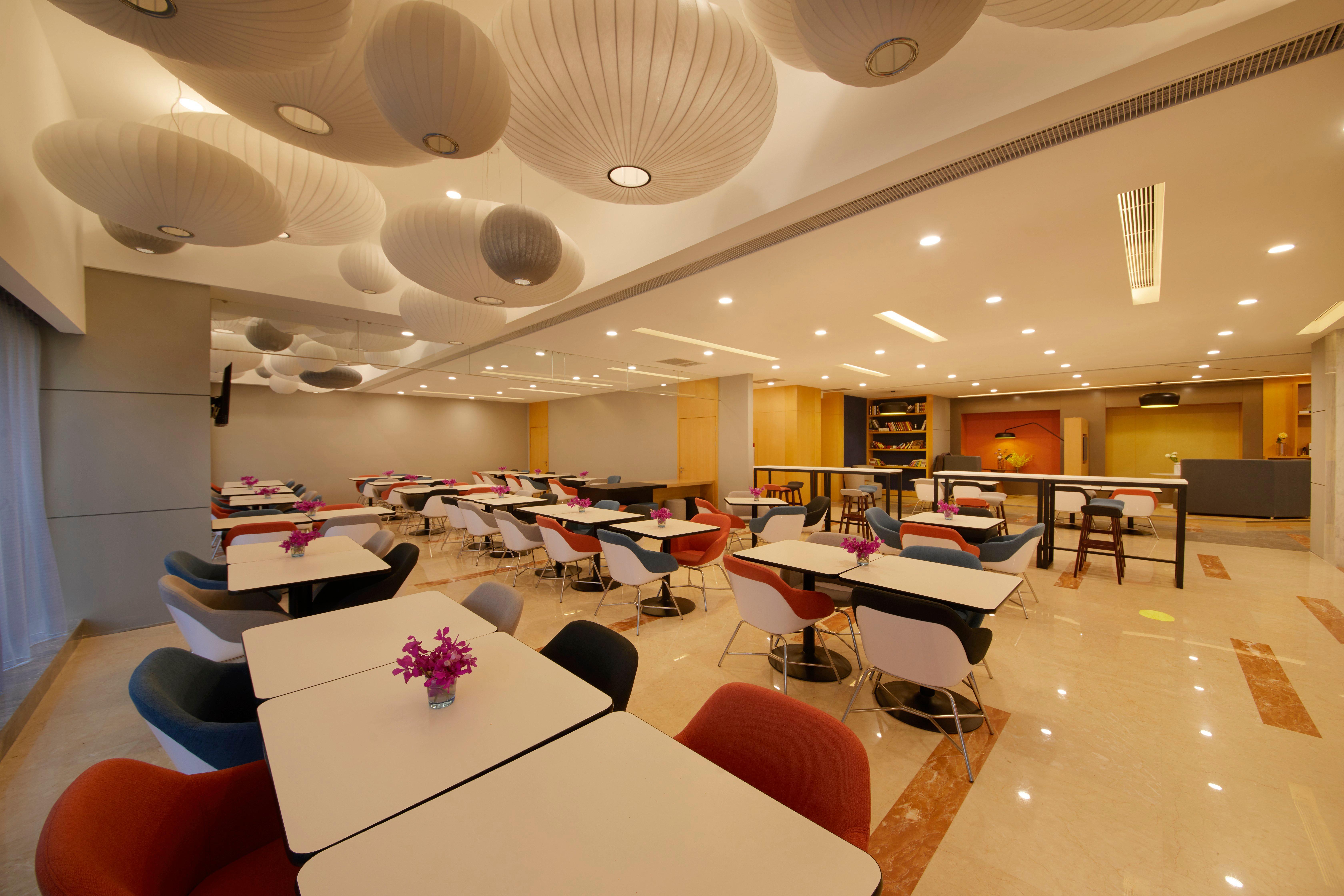 Holiday Inn Express Zhengzhou Zhengdong By Ihg エクステリア 写真