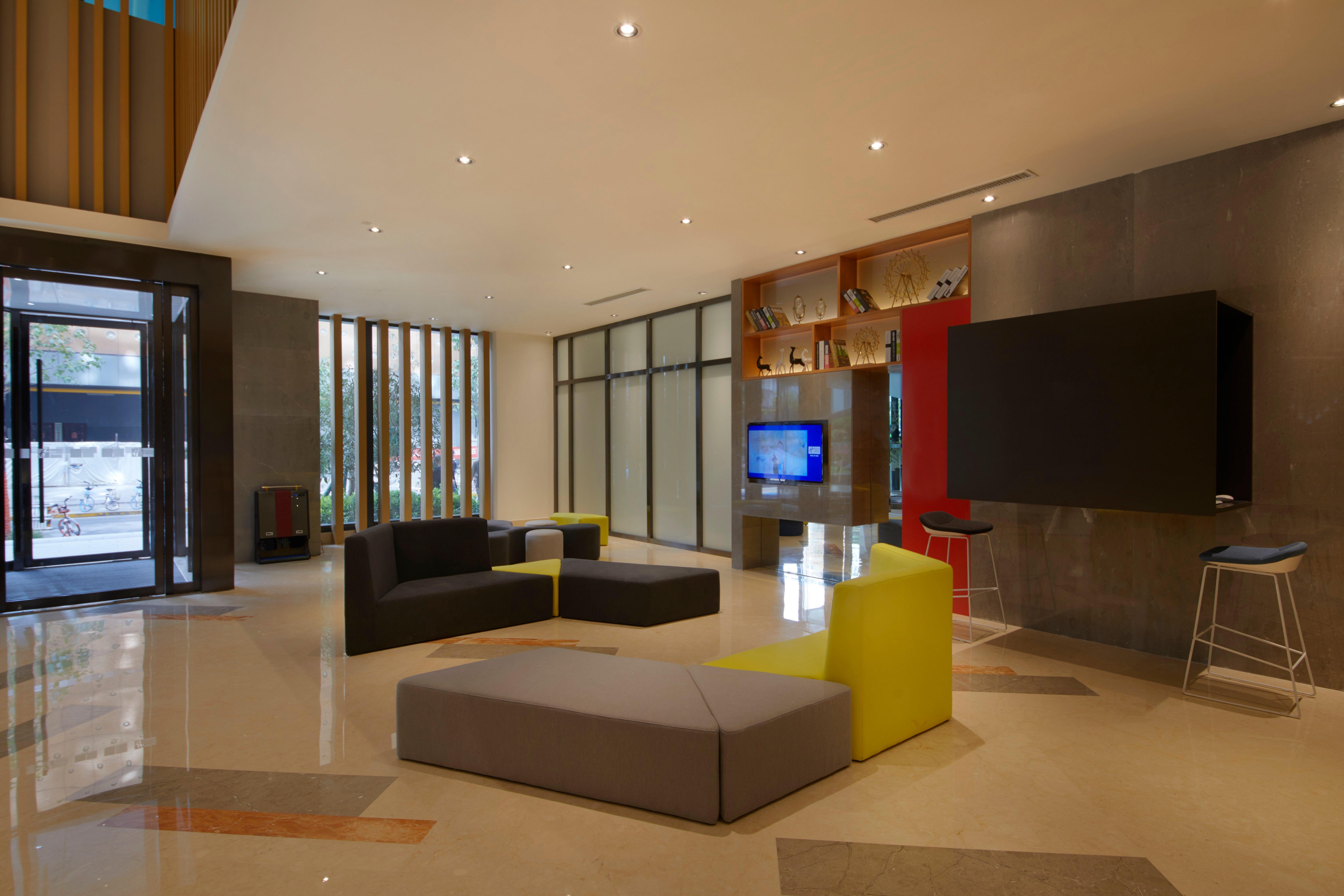 Holiday Inn Express Zhengzhou Zhengdong By Ihg エクステリア 写真