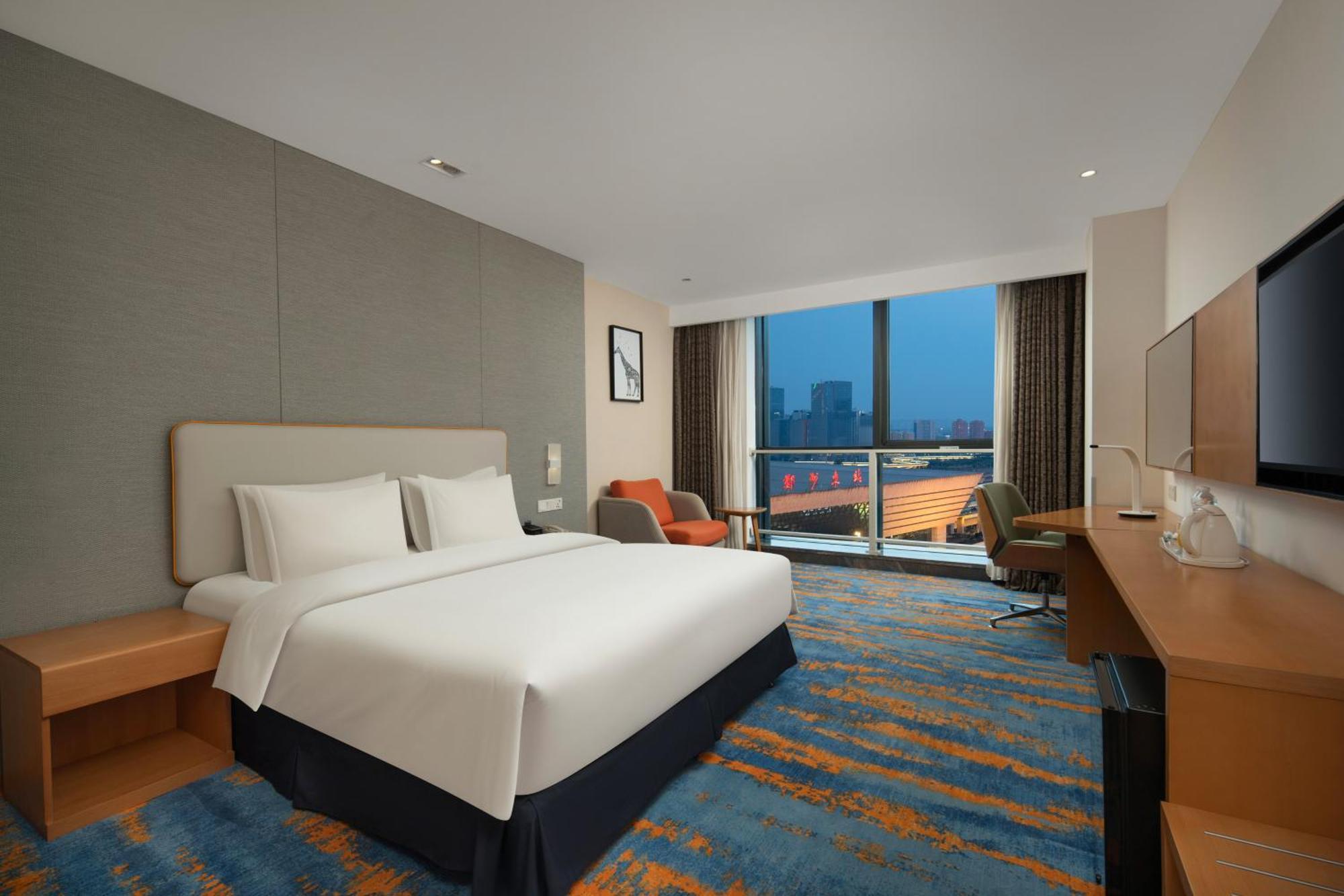 Holiday Inn Express Zhengzhou Zhengdong By Ihg エクステリア 写真